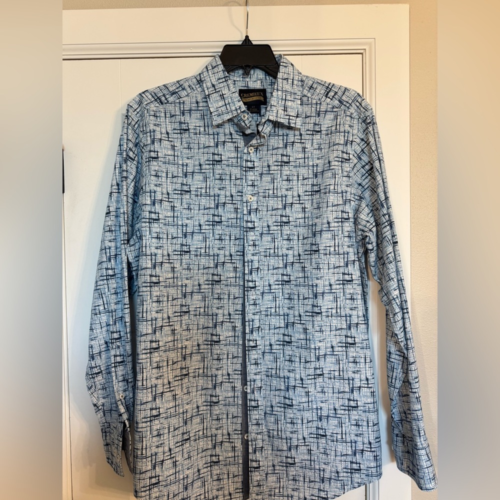 NWT. Cremieux Premium Denim Dress Shirt. Size LT.